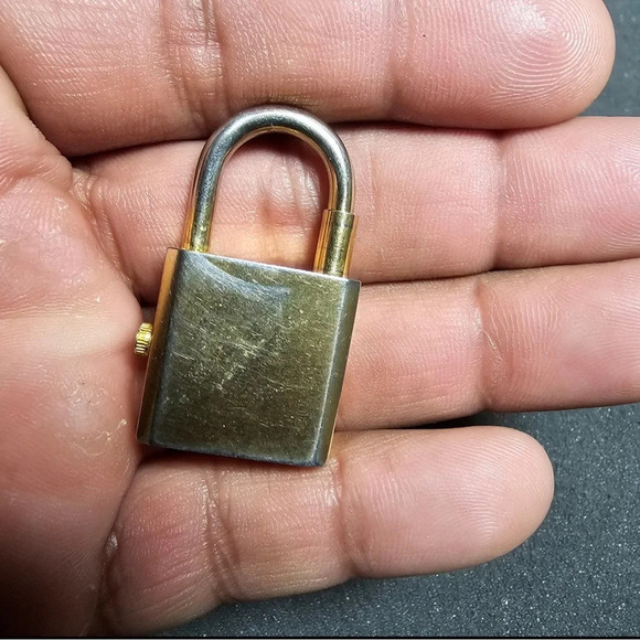 Futura Quartz Clock Watch Pendant Gold Tone Working Diamond Accent - Picture 5 of 8